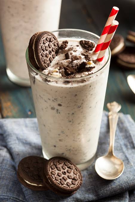 Oreo Shake — pure vegetarian dish by Rasalaya