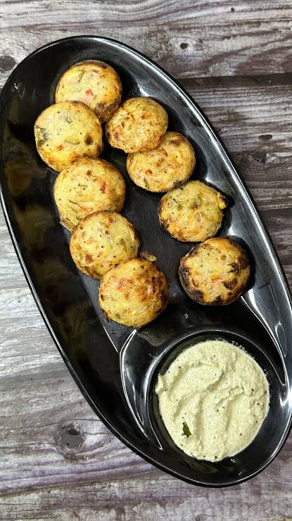 Appe (6 Pcs) & Chutney — pure vegetarian dish by Rasalaya